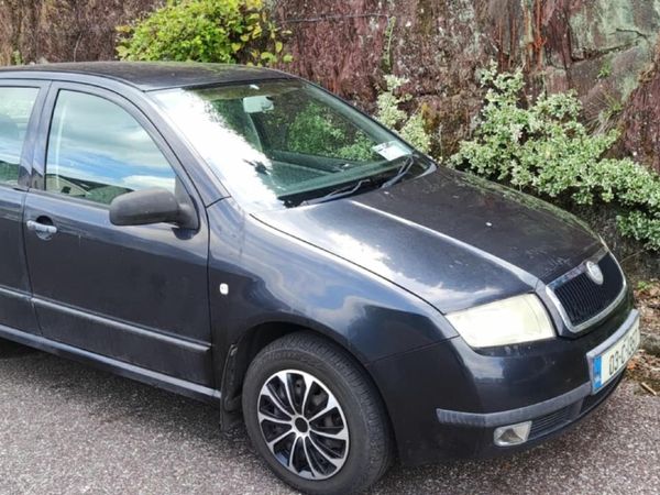 Skoda Fabia Hatchback, Petrol, 2003, Black