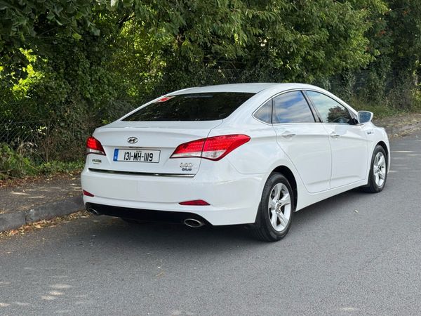 Hyundai i40 Saloon, Diesel, 2013, White