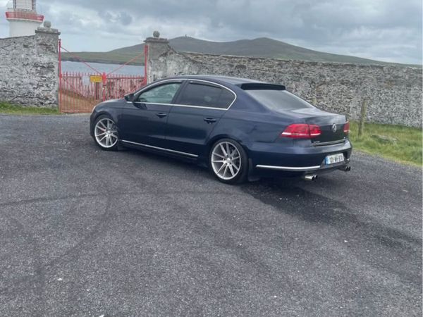 Volkswagen Passat Saloon, Diesel, 2013, Blue