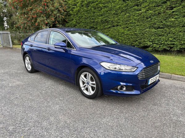 Ford Mondeo Hatchback, Diesel, 2017, Blue