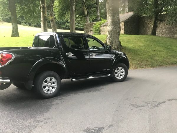 Mitsubishi L200 Pick Up, Diesel, 2013, Black
