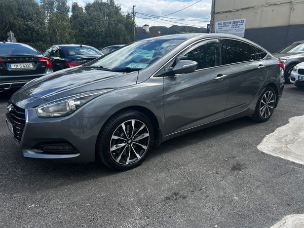 Hyundai i40 Saloon, Diesel, 2016, Silver