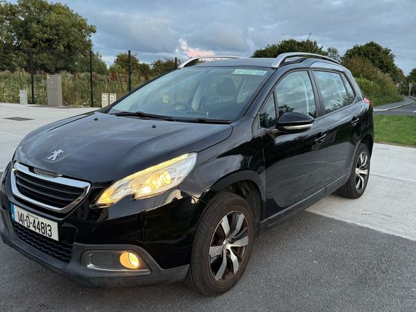 Peugeot 2008 Hatchback, Petrol, 2014, Black