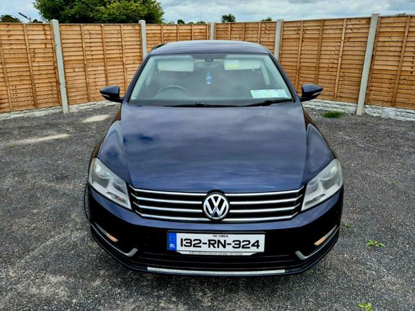 Volkswagen Passat Saloon, Diesel, 2013, Blue