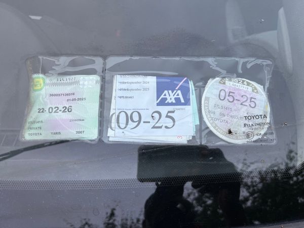 Toyota Yaris Hatchback, Petrol, 2007, Blue