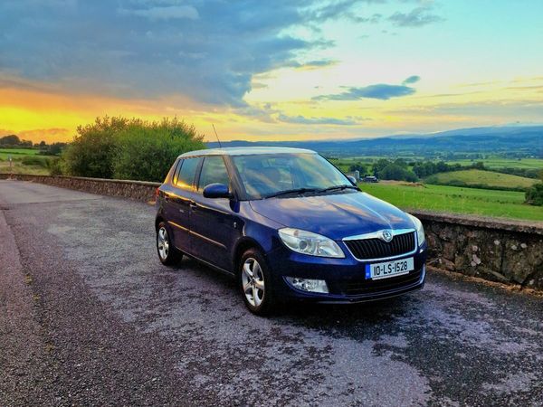 Skoda Fabia Hatchback, Petrol, 2010, Blue
