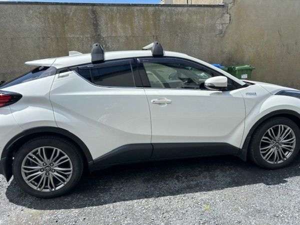 Toyota C-HR Hatchback, Petrol Hybrid, 2021, White