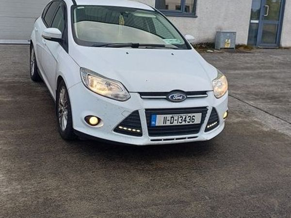 Ford Focus Hatchback, Diesel, 2011, White
