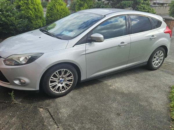 Ford Focus Hatchback, Diesel, 2011, Silver