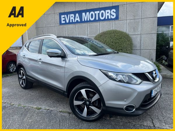 Nissan Qashqai SUV, Diesel, 2017, Silver