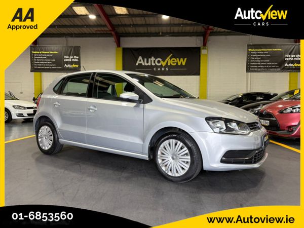 Volkswagen Polo Hatchback, Petrol, 2015, Silver