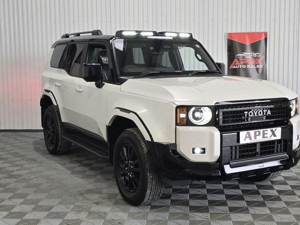Toyota Land Cruiser , Petrol, 2025, 