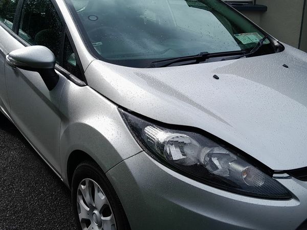 Ford Fiesta Hatchback, Diesel, 2011, Silver