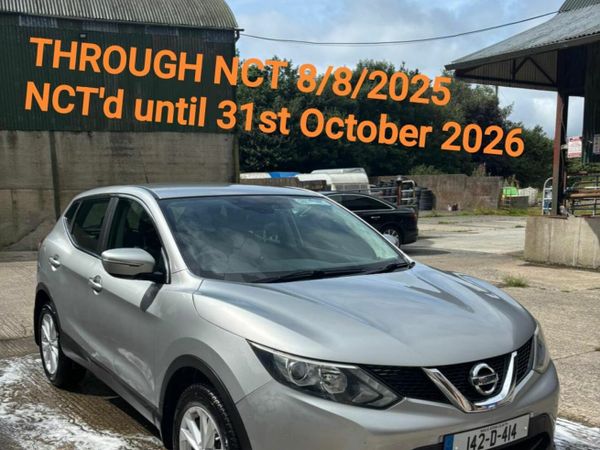 Nissan Qashqai Hatchback, Diesel, 2014, Silver