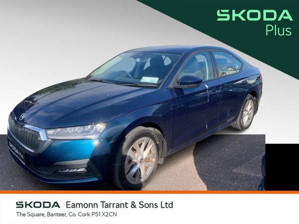 Skoda Octavia Saloon, Diesel, 2022, Blue