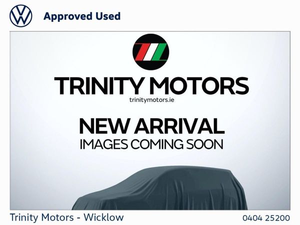 Volkswagen Golf Estate, Petrol, 2023, Black