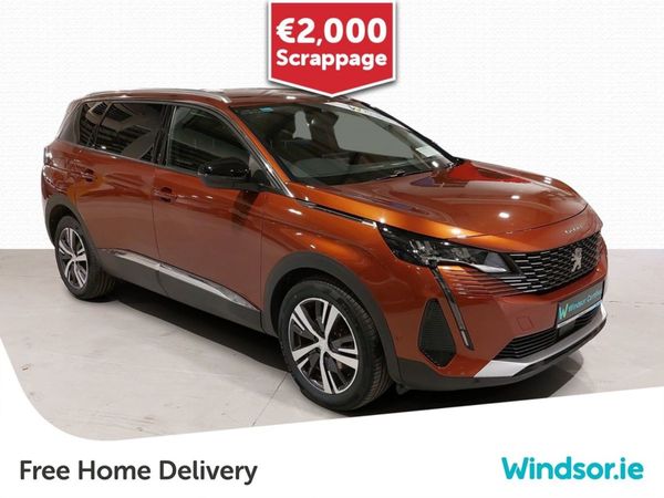Peugeot 5008 MPV, Petrol, 2022, Brown