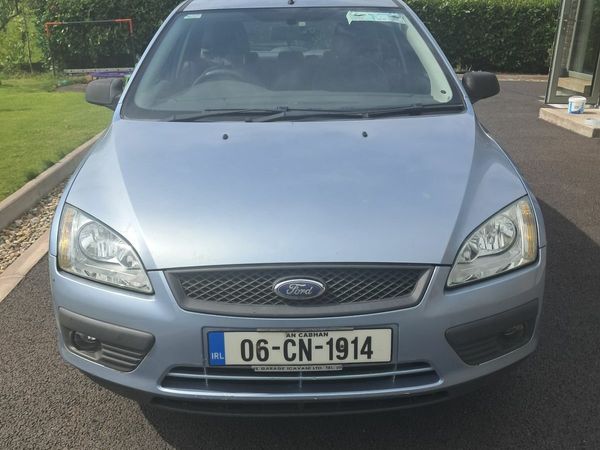 Ford Focus Hatchback, Petrol, 2006, Blue