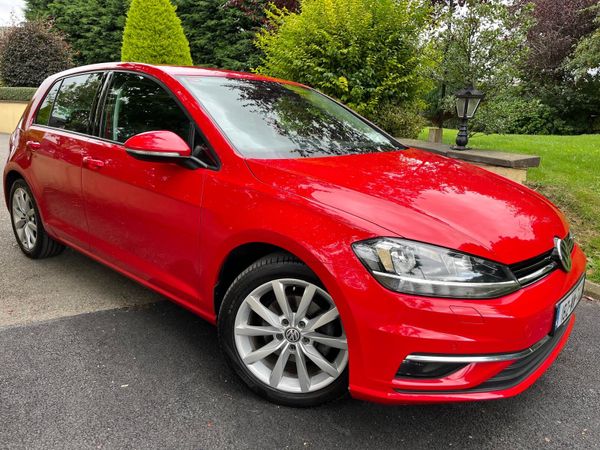 Volkswagen Golf Hatchback, Diesel, 2018, Red