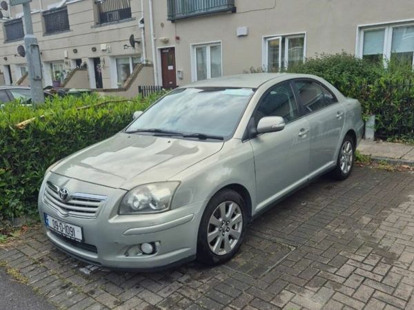 Toyota Avensis Saloon, Petrol, 2009, Green