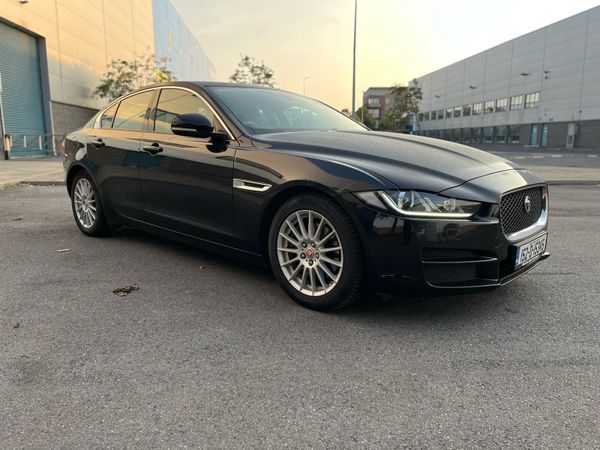 Jaguar XE Saloon, Diesel, 2015, Black