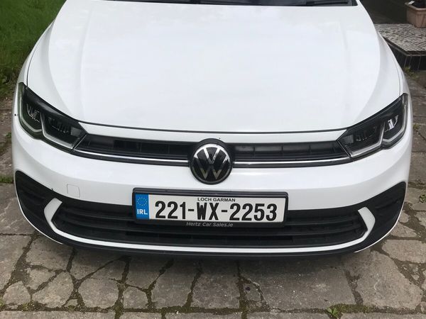 Volkswagen Polo Hatchback, Petrol, 2022, White