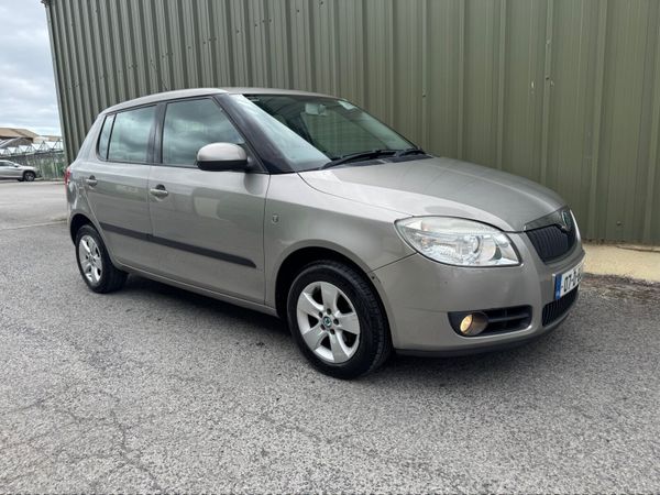 Skoda Fabia Hatchback, Petrol, 2007, Beige