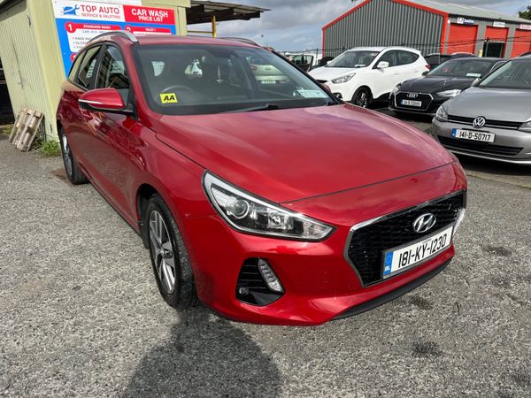 Hyundai i30 Estate/Jeep, Diesel, 2018, Red