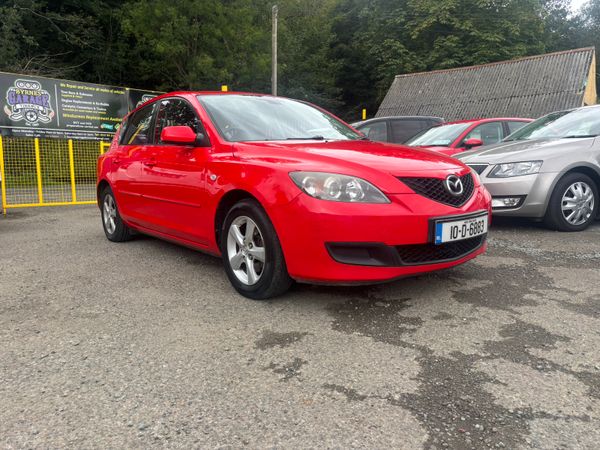 Mazda Mazda3 Hatchback, Petrol, 2010, Red