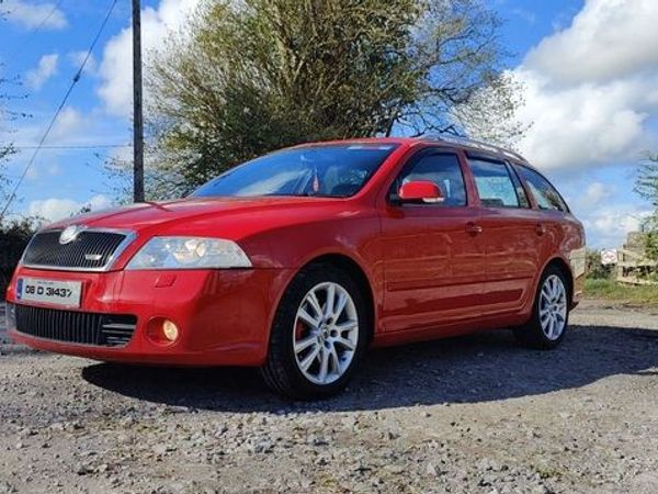 Skoda Octavia Estate/Jeep, Diesel, 2008, Red