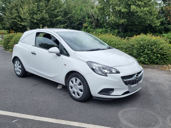 Opel Corsa Hatchback, Diesel, 2018, White