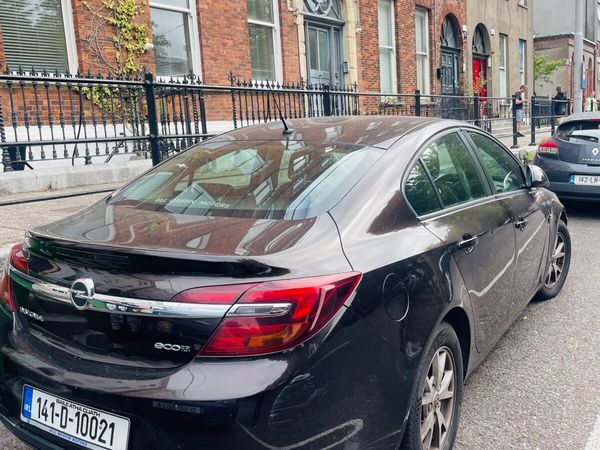Opel Insignia Saloon, Diesel, 2014, Brown