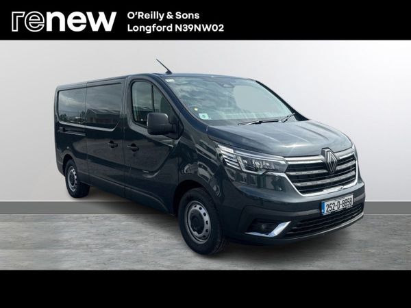 Renault Trafic MPV, Diesel, 2025, Grey