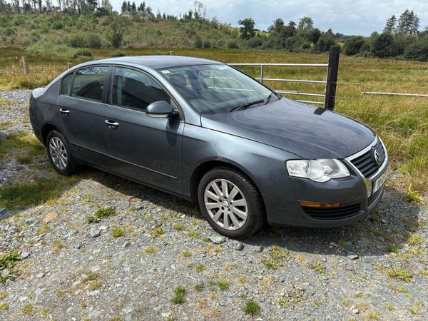 Volkswagen Passat Saloon, Diesel, 2008, Grey