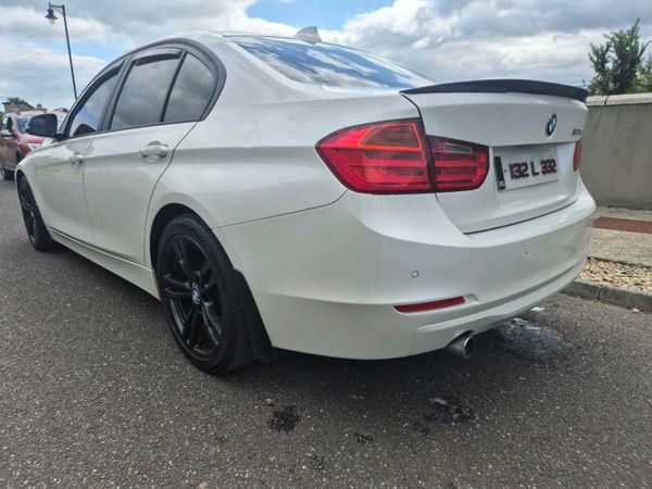 BMW 3-Series Saloon, Diesel, 2013, White
