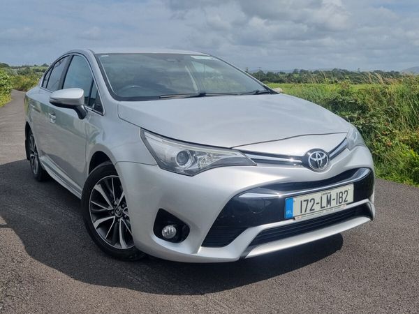 Toyota Avensis Saloon, Diesel, 2017, Grey