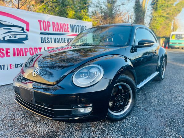 Volkswagen Beetle Hatchback, Petrol, 2014, Blue