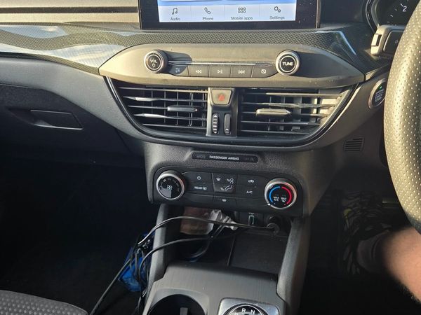 Ford Focus Hatchback, Diesel, 2020, White