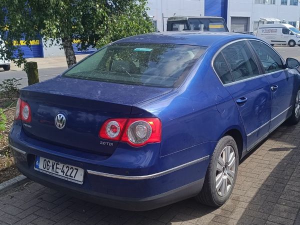 Volkswagen Passat Saloon, Diesel, 2006, Blue
