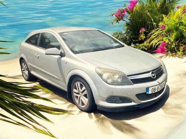 Opel Astra Hatchback, Petrol, 2008, Silver