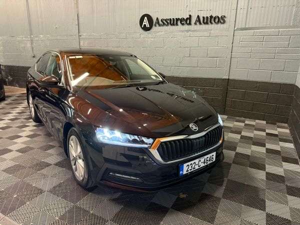 Skoda Octavia Saloon, Petrol Hybrid, 2023, Black
