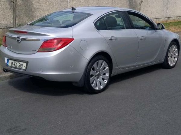 Opel Insignia Saloon, Diesel, 2010, Silver