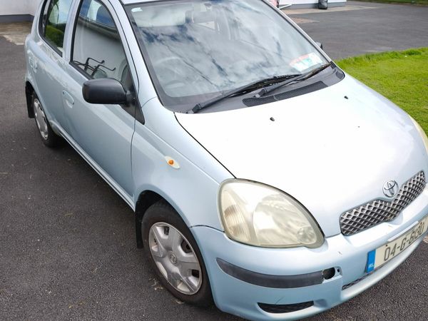 Toyota Yaris Hatchback, Petrol, 2004, Blue