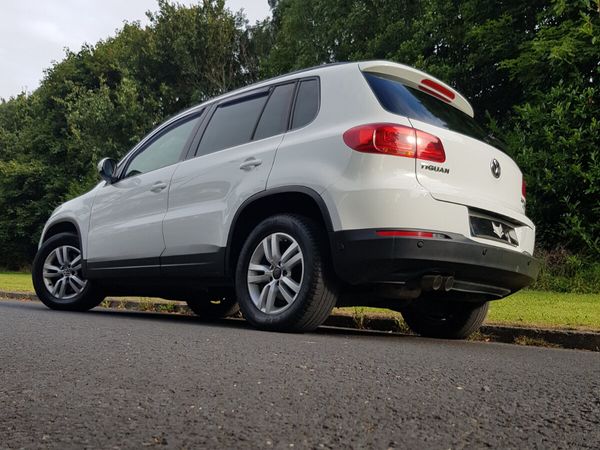 Volkswagen Tiguan SUV, Diesel, 2015, White