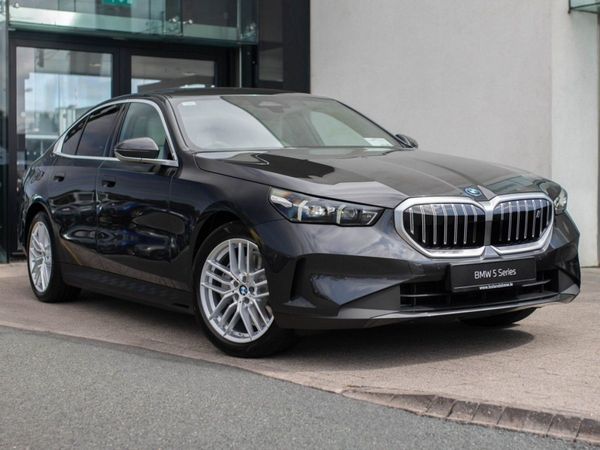 BMW i5 Saloon, Electric, 2025, Grey