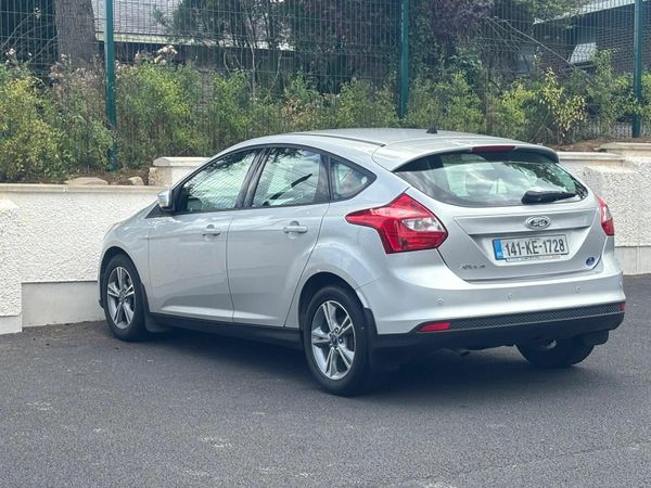 Ford Focus Hatchback, Diesel, 2014, Silver