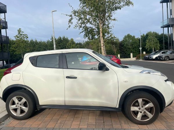 Nissan Juke SUV, Diesel, 2011, White