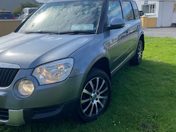 Skoda Yeti SUV, Diesel, 2013, Grey