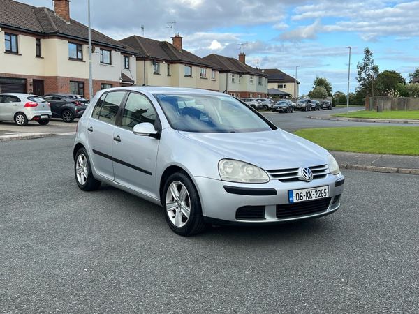 Volkswagen Golf Hatchback, Petrol, 2006, Silver
