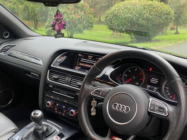Audi A4 Saloon, Diesel, 2015, Grey